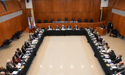 La Corte recibe a 30 ministros de 18 provincias