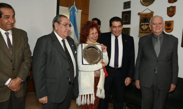Agasajo de la Corte a periodistas