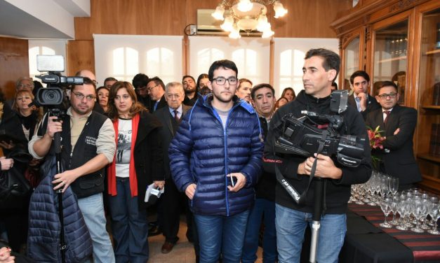 Agasajo de la Corte a periodistas