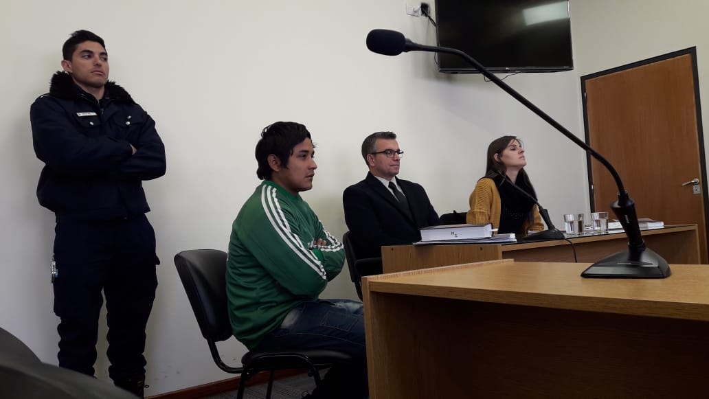 Deberá trabajar gratis en el Penal por intentar coimear a policías