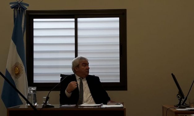 Absuelto por tenencia de armas, pero sigue preso en la justicia federal
