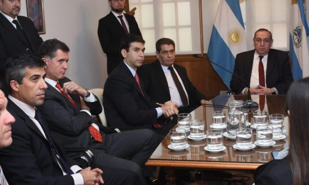 Se firmó un convenio entre la Corte de Justicia y ADEPA