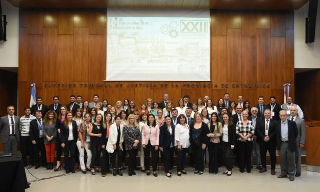 Nuevas tecnologías, esencia de las escuelas de capacitación judicial