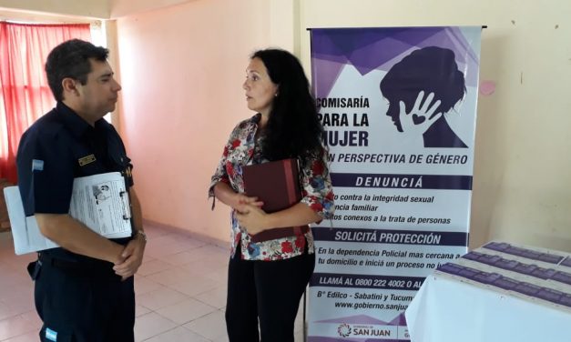 2018: La Corte de Justicia asesoró a una multitud sobre violencia de género en Valle Fértil