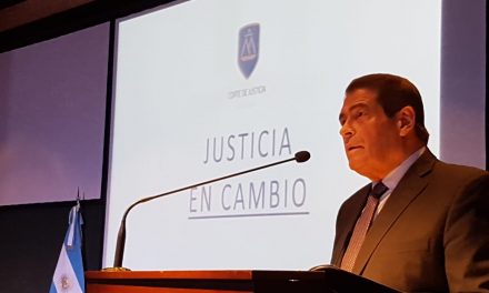 “Al Poder Judicial, o lo mejoramos entre todos o no lo hace nadie”