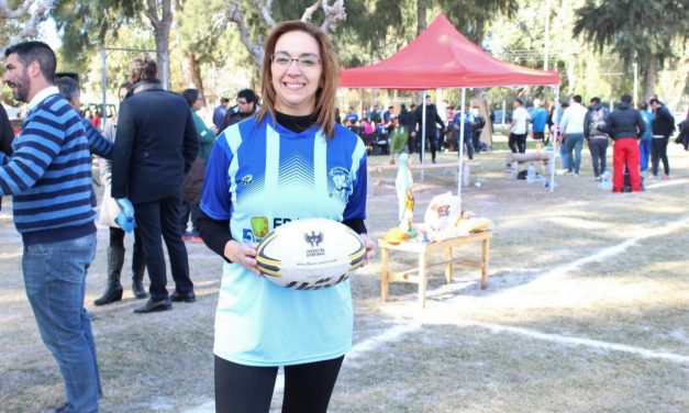 La Corte asistió al primer encuentro femenino de rugby en el Penal