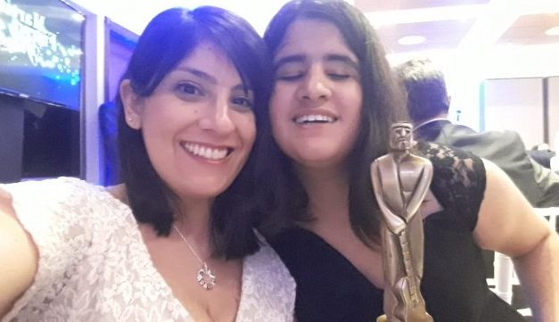 La Corte felicita a una de sus periodistas