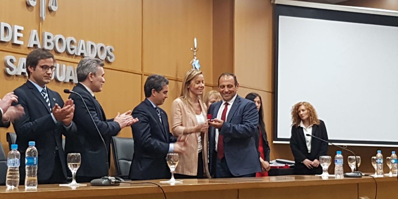 Reconocimiento del Foro de Abogados a quienes cumplieron 25 años como abogados