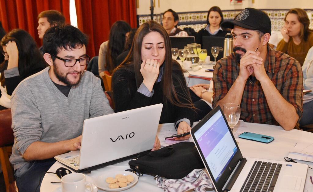 Gran interés de comunicadores en el Taller sobre Herramientas Digitales