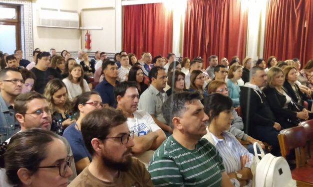 Multitudinaria convocatoria de las III Jornadas Provinciales de Adopción