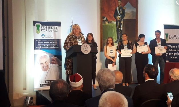 La Oficina de la Mujer ganó el Poliedro por la Paz