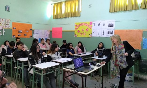 Estudiantes se capacitaron en Mediación Judicial