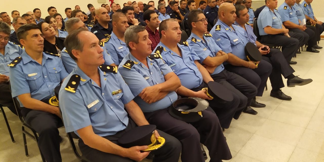 El juez Rodríguez, junto a la Policía, para mejorar el trabajo