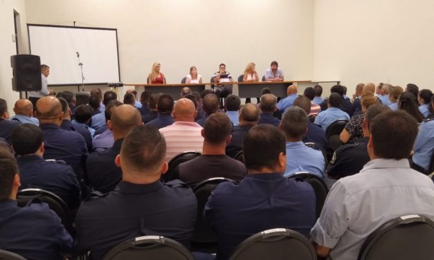 El juez Rodríguez, junto a la Policía, para mejorar el trabajo