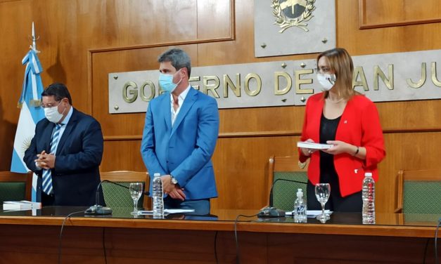 Espartanos entregó 2.000 libros a estudiantes sanjuaninos