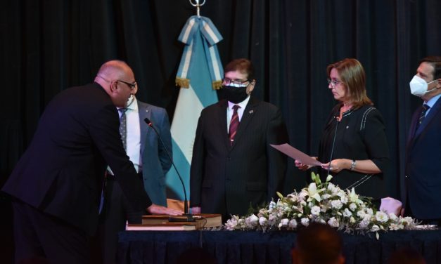 En una jornada histórica juraron 30 jueces y fiscales