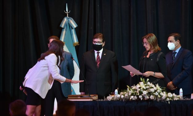 En una jornada histórica juraron 30 jueces y fiscales