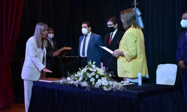 En una jornada histórica juraron 30 jueces y fiscales