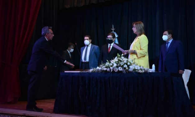 En una jornada histórica juraron 30 jueces y fiscales