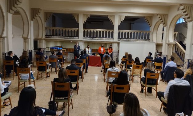 La Presidenta y el Fiscal General, en la inducción de ingresantes