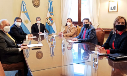 La Corte de Justicia realizó una visita protocolar al gobernador Uñac