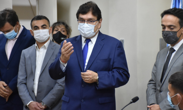 Estudiantes de Chimbas conocieron edificios judiciales y fueron recibidos por la Corte de Justicia