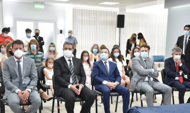 La Corte tomó juramento a seis jueces y tres defensores oficiales