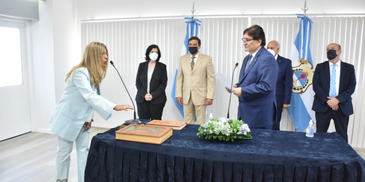 La Corte tomó juramento a seis jueces y tres defensores oficiales