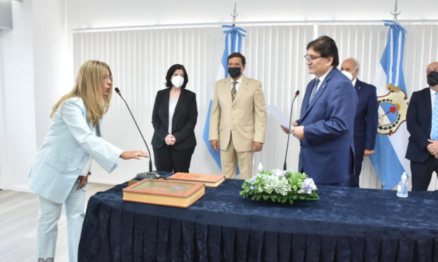 La Corte tomó juramento a seis jueces y tres defensores oficiales