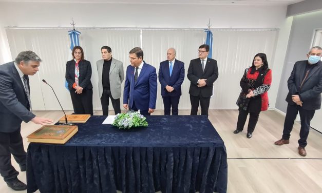 La Corte tomó juramento a tres jueces y seis fiscales