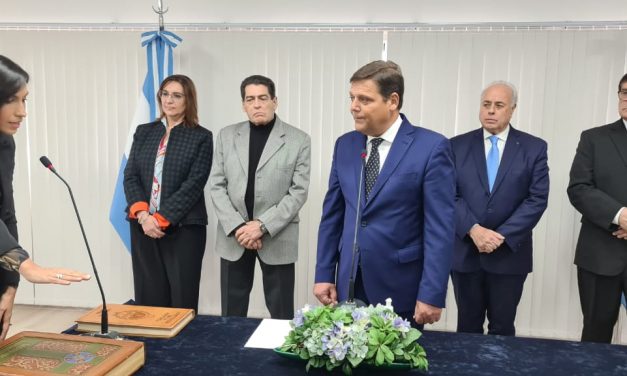 La Corte tomó juramento a tres jueces y seis fiscales