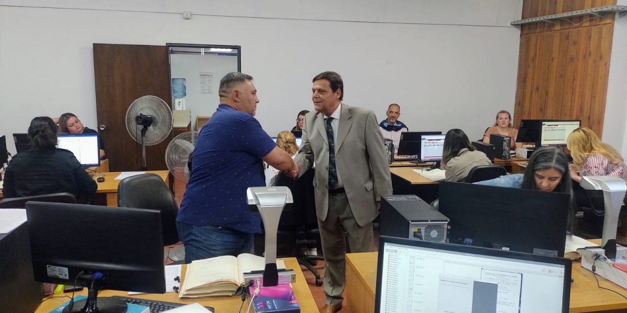 El Presidente de la Corte recorrió el Registro General Inmobiliario