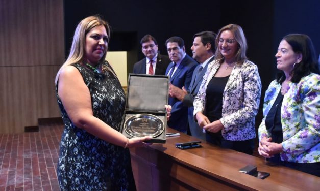 Emotivo homenaje de la Corte a jubilados del Poder Judicial