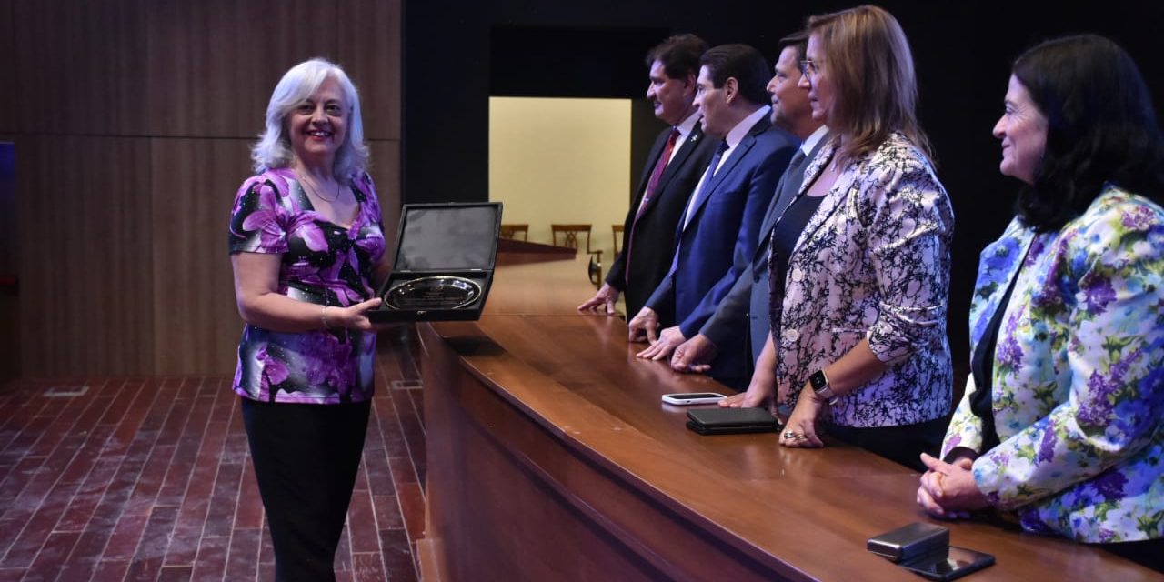 Emotivo homenaje de la Corte a jubilados del Poder Judicial