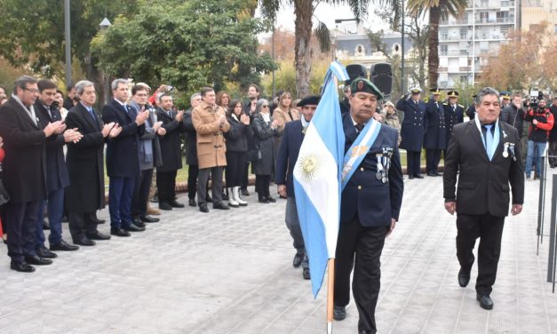 La Corte, en los actos por el Día de la Bandera