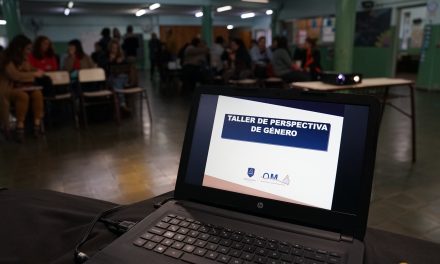 TALLER SOBRE PERSPECTIVA DE GÉNERO Y VIOLENCIA EN ULLÚM