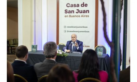 EL MINISTRO LIMA PRESENTÓ SU LIBRO DE SARMIENTO EN LA CASA DE SAN JUAN EN BUENOS AIRES