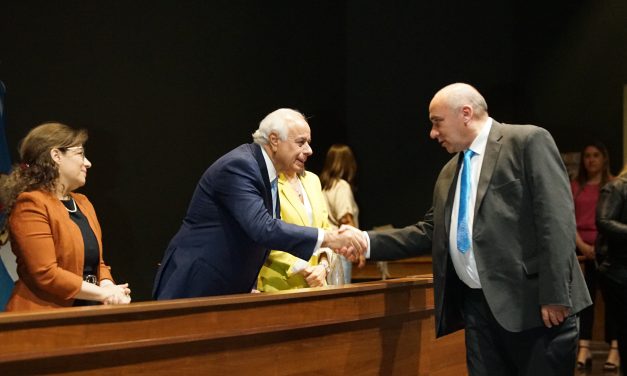 ENTREGA DE CERTIFICADOS A LAS AUTORIDADES NACIONALES ELECTAS