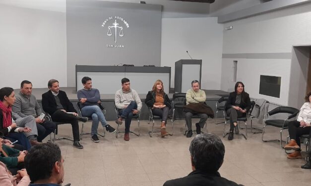 ENCUENTRO DE TRABAJO CON ABOGADOS DEL FUERO LABORAL