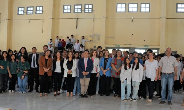 JÁCHAL E IGLESIA: CAPACITARON A ESTUDIANTES SOBRE USO RESPONSABLE DE REDES SOCIALES