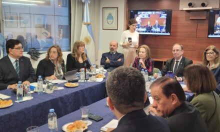 LA CORTE DE SAN JUAN, PRESENTE EN LA ASAMBLEA Y SESIÓN DE COMISIÓN DIRECTIVA DE JUFEJUS