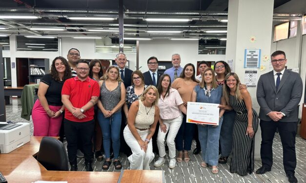 RECONOCIMIENTO A LOS INTEGRANTES DE EJECUCIONES FISCALES POR LA MENCIÓN ORO DEL PREMIO PROVINCIAL A LA CALIDAD