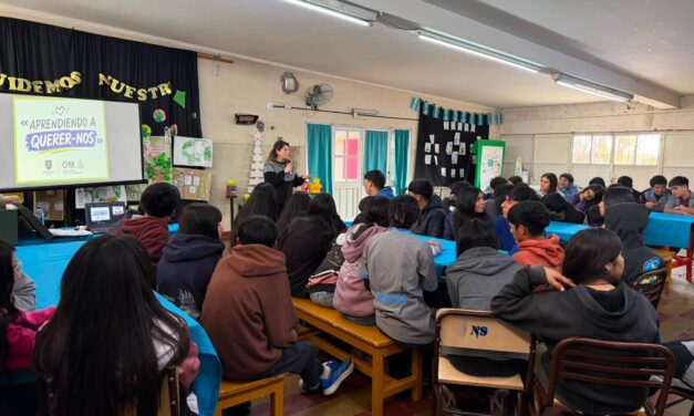 LA OM BRINDÓ TALLERES A ESTUDIANTES DE PRIMARIA Y SECUNDARIA