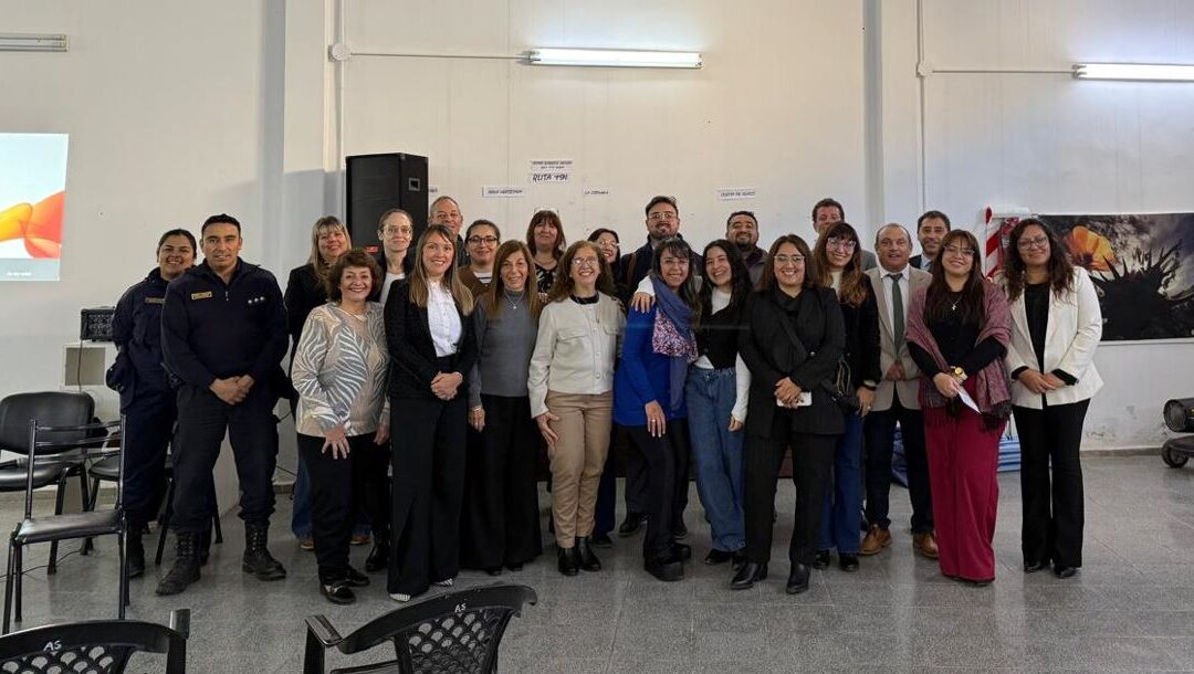 EL REGISTRO ÚNICO DE ADOPCIÓN SENSIBILIZÓ EN JÁCHAL E IGLESIA